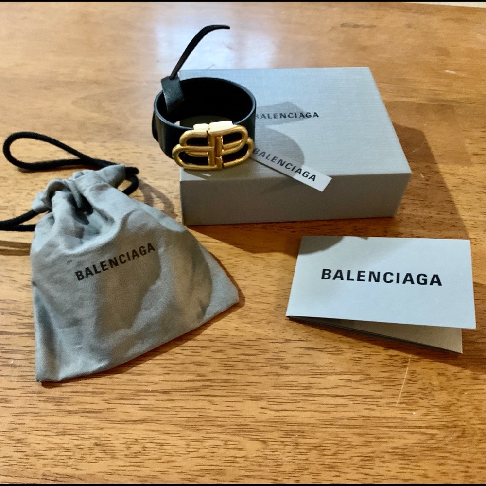Calfskin black and gold Balenciaga logo bracelet - Picture 1 of 6
